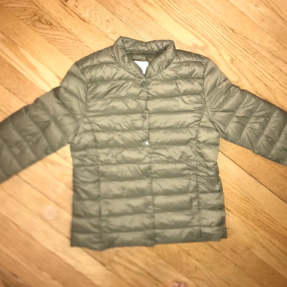 H&M lightweight khaki fleece NWT